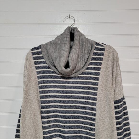THML Anthropologie Size Medium Oversized Handkerchief Striped Pullover Cowl Neck - Picture 2 of 10